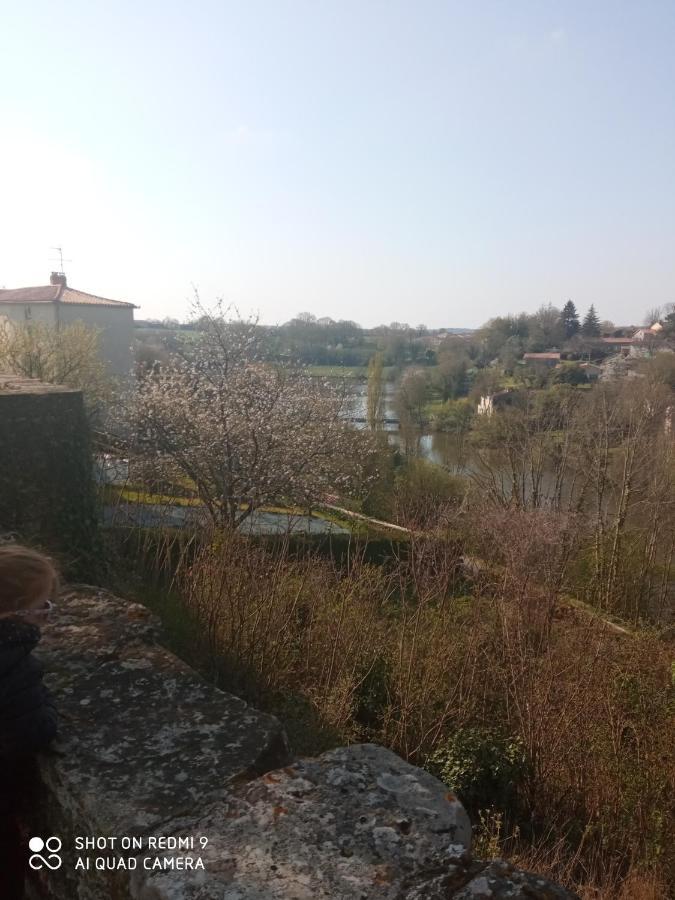 Basse De Ramparts Villa Vouvant Eksteriør bilde
